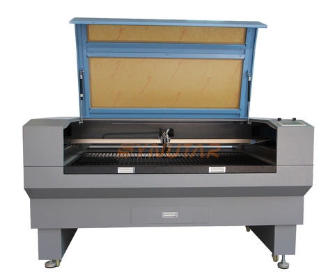 Macchina di incisione a taglio laser a testa singola 50Hz 80W / 100W / 130W