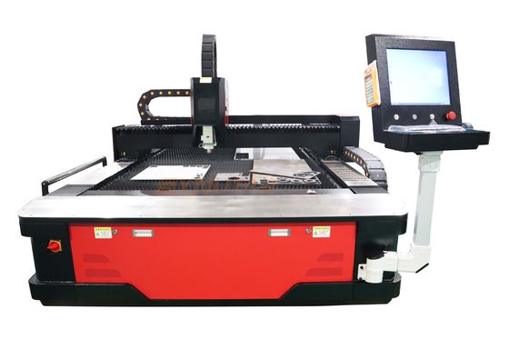 1.5KW/2KW/3KW/4KW/6KW 1500*3000mm Area di lavoro Macchina di taglio laser a fibra controllata dal sistema Cypcut
