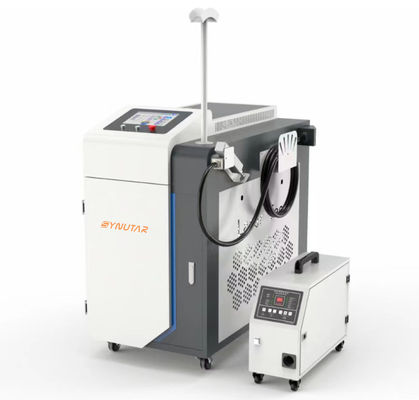 Macchina di pulizia laser portatile da 1064 nm M2&lt;1.2 per uso industriale