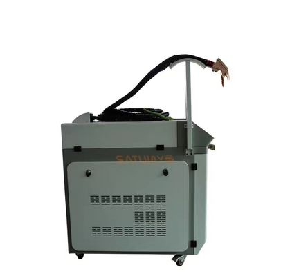 Macchina di pulizia laser portatile da 1064 nm con raffreddamento ad acqua a frequenza di impulsi da 1 a 20 kHz