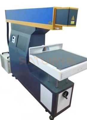 Interfaccia USB di precisione Macchina di marcatura laser non metallica Sistema di raffreddamento dell'acqua 0.01mm Linea