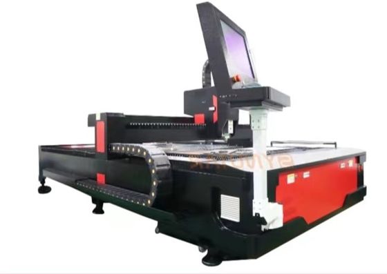 Macchina di taglio laser a fibra 1500W-6000W 1500*3000mm Area di lavoro lunghezza d'onda 10,6um